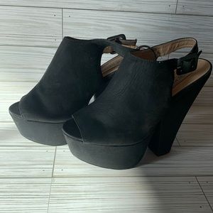 Steve Madden gabby sling back leather high heel